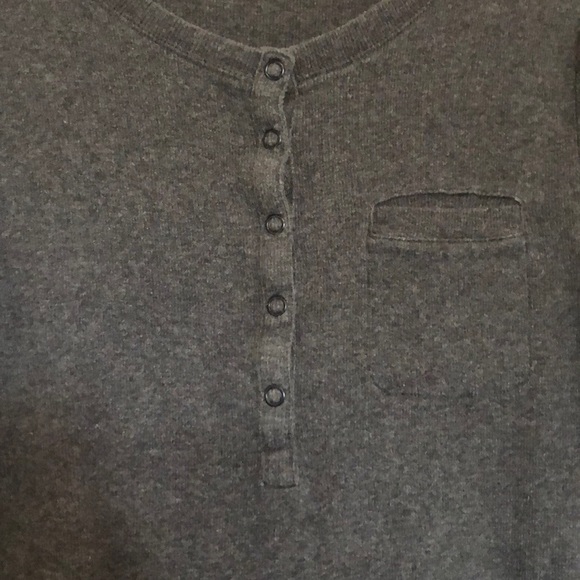 Gap body long sleeve top - Picture 3 of 3